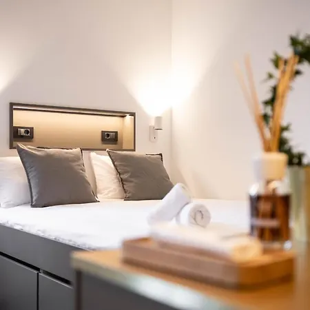 Tonina Studio: Center Apartman *